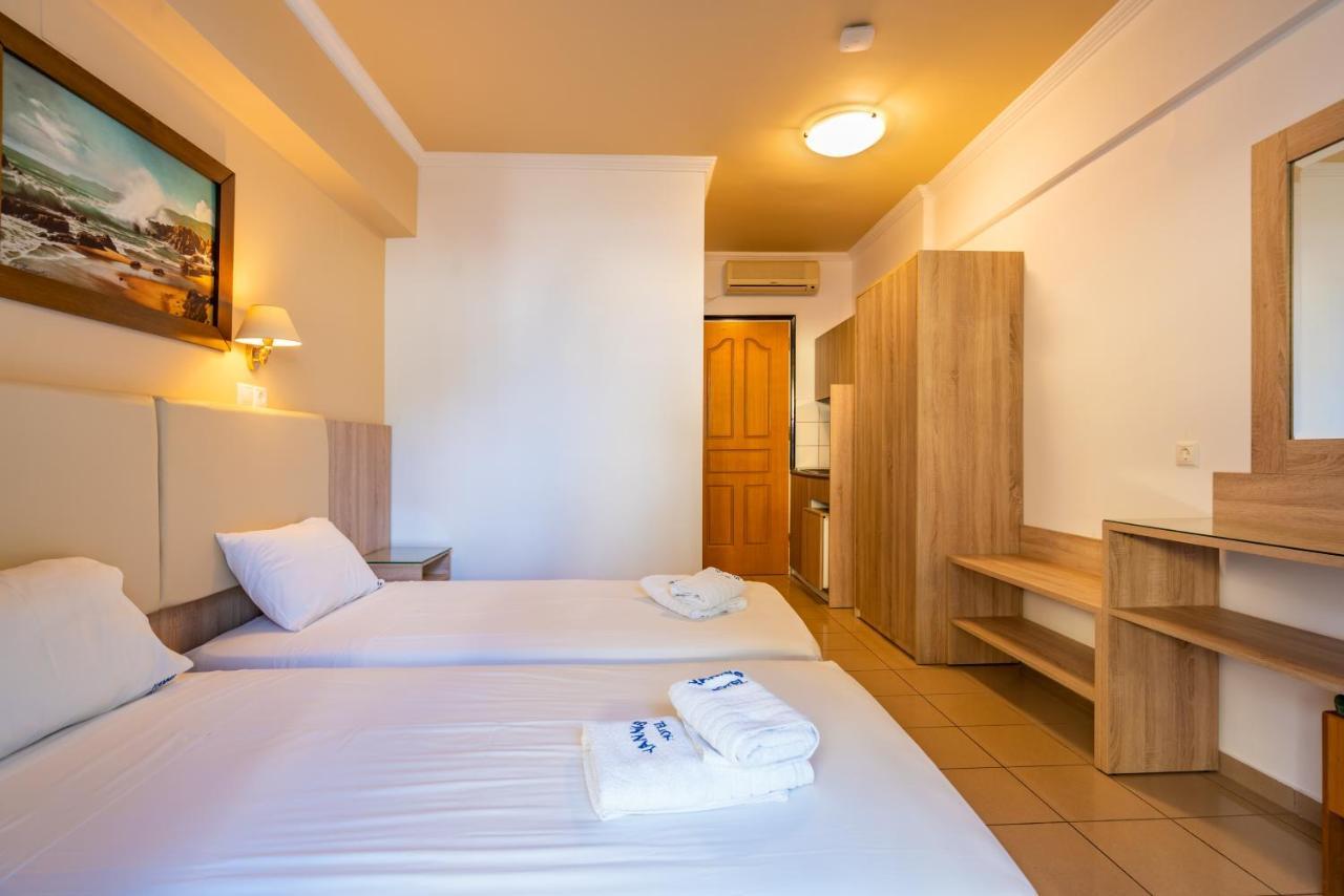 ニドリ Yannis Bed & Breakfast エクステリア 写真